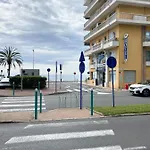 La Grande Bleue Daire Menton
