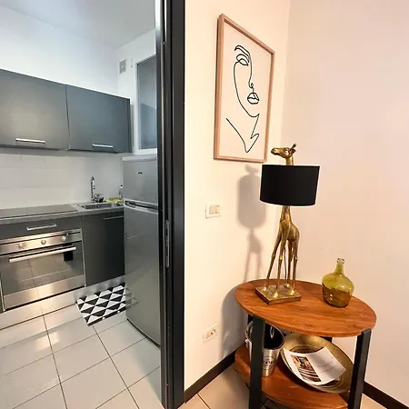 La Grande Bleue Apartment